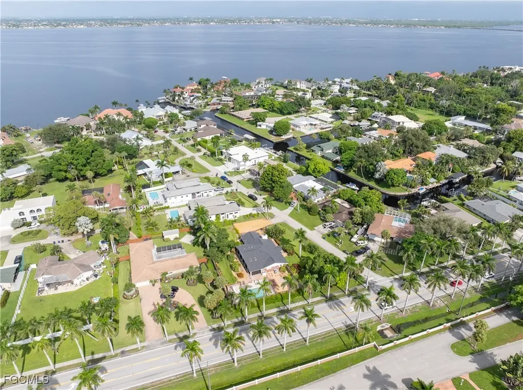 1334 Longwood Drive Fort Myers FL 33919