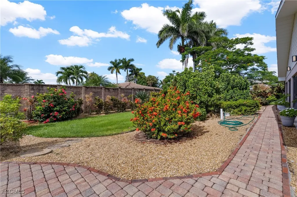 1334 Longwood Drive Fort Myers FL 33919