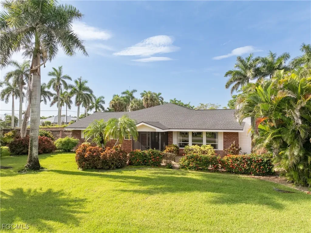 1334 Longwood Drive Fort Myers FL 33919