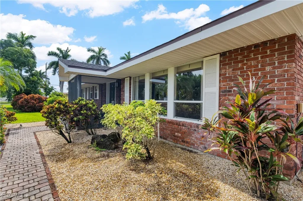 1334 Longwood Drive Fort Myers FL 33919