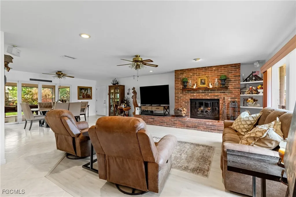 1334 Longwood Drive Fort Myers FL 33919