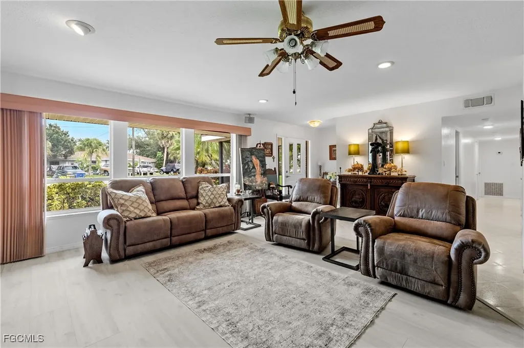 1334 Longwood Drive Fort Myers FL 33919