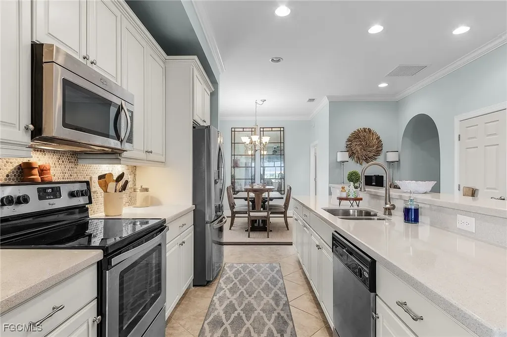 10430 Materita Drive Fort Myers FL 33913