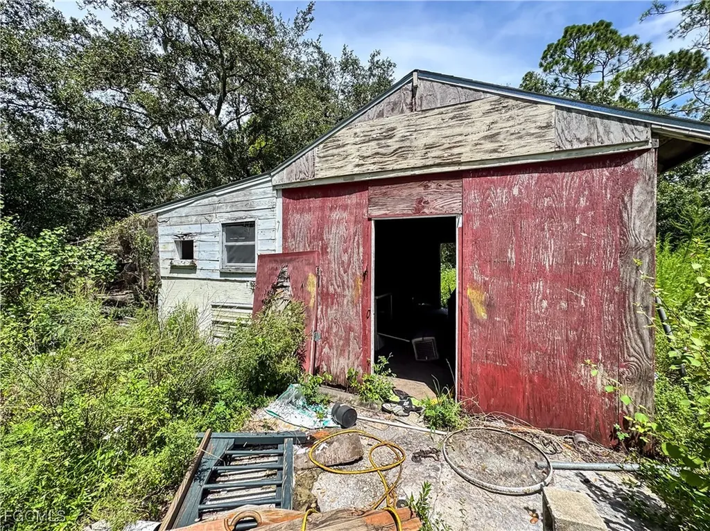 820 S Mayoral Street Clewiston FL 33440