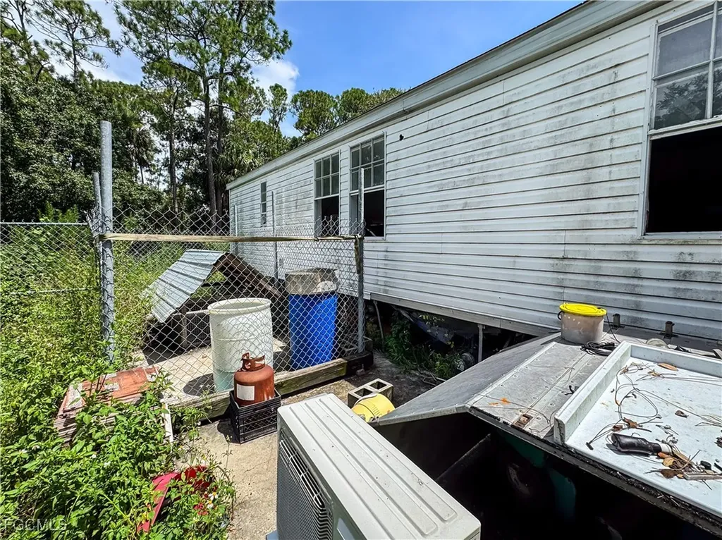 820 S Mayoral Street Clewiston FL 33440