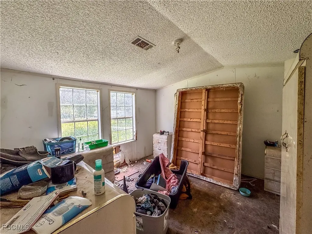 820 S Mayoral Street Clewiston FL 33440