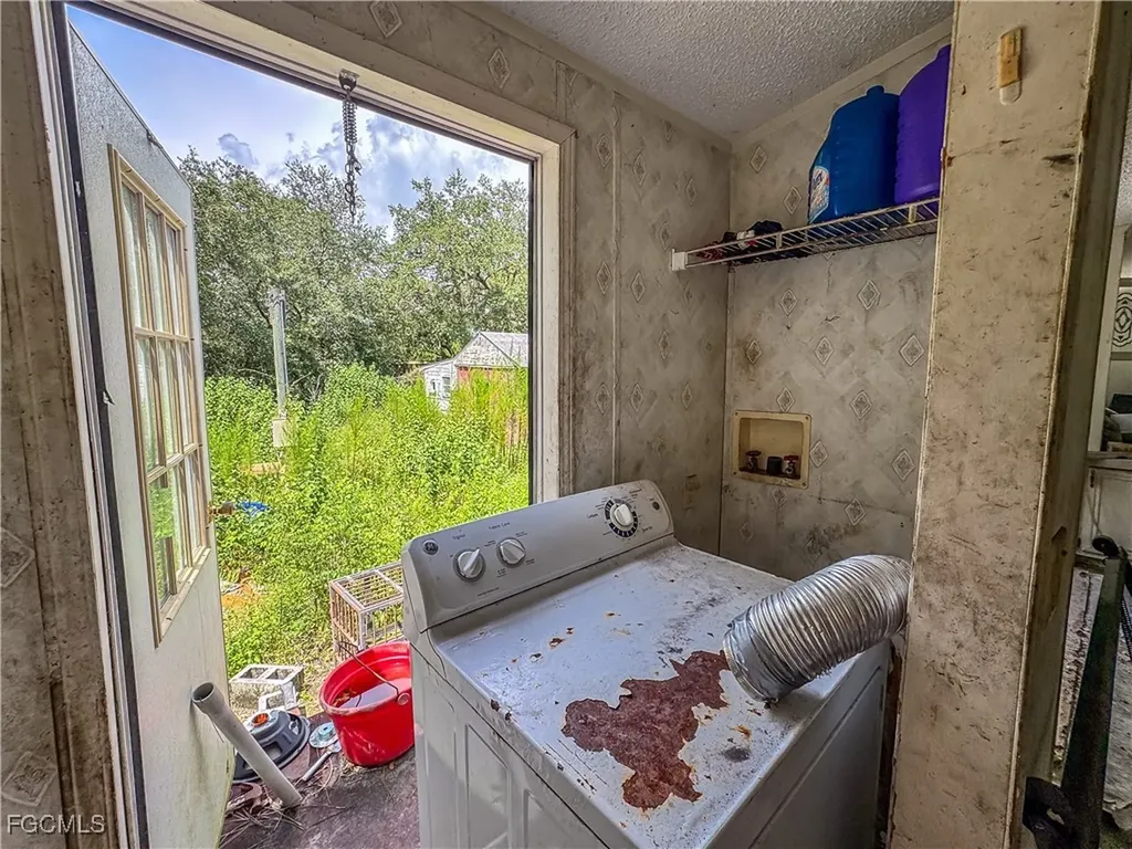 820 S Mayoral Street Clewiston FL 33440