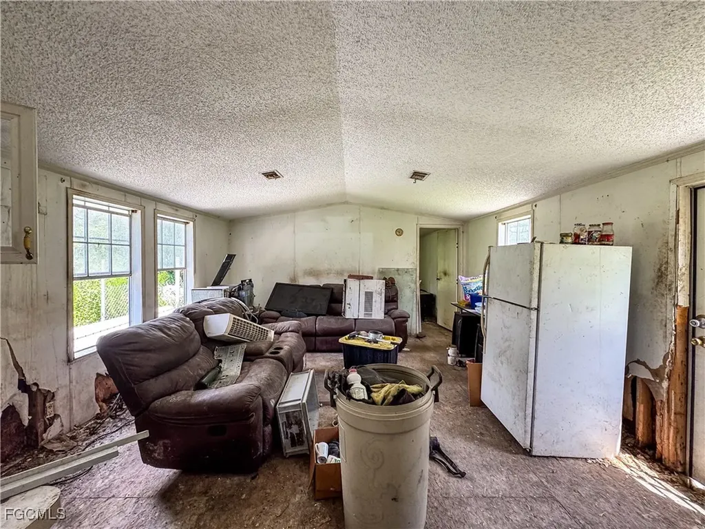 820 S Mayoral Street Clewiston FL 33440