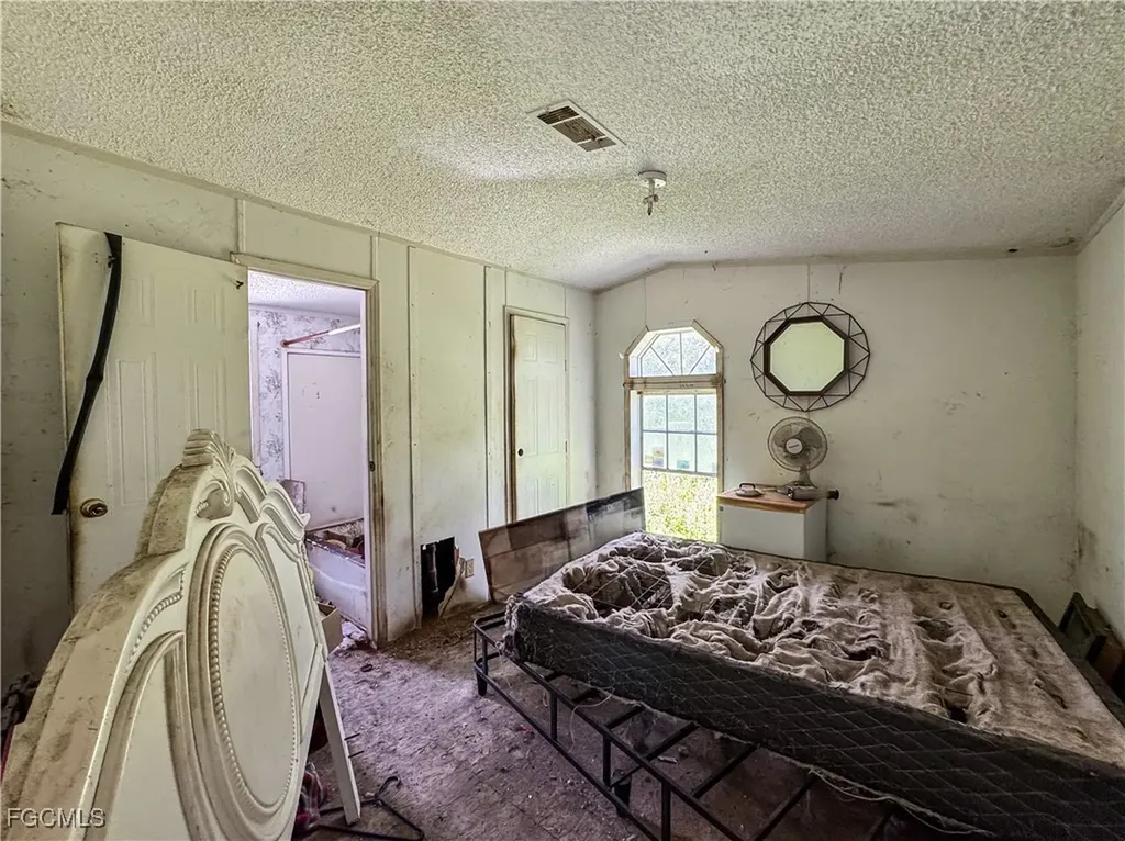 820 S Mayoral Street Clewiston FL 33440