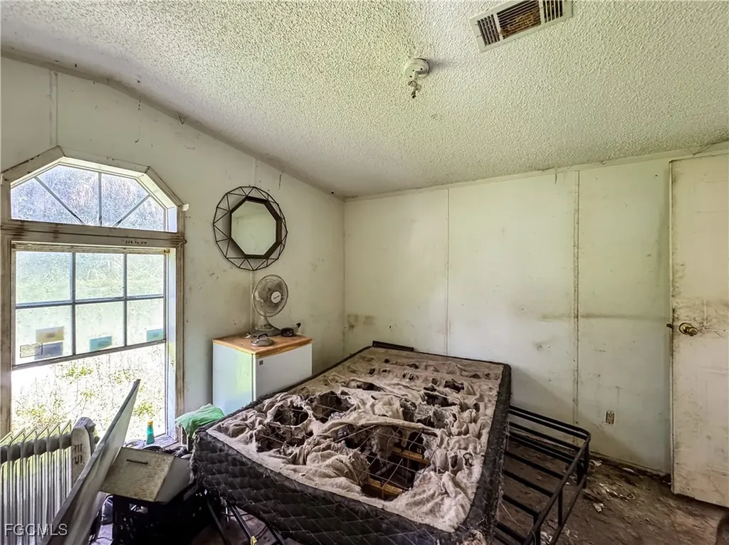 820 S Mayoral Street Clewiston FL 33440