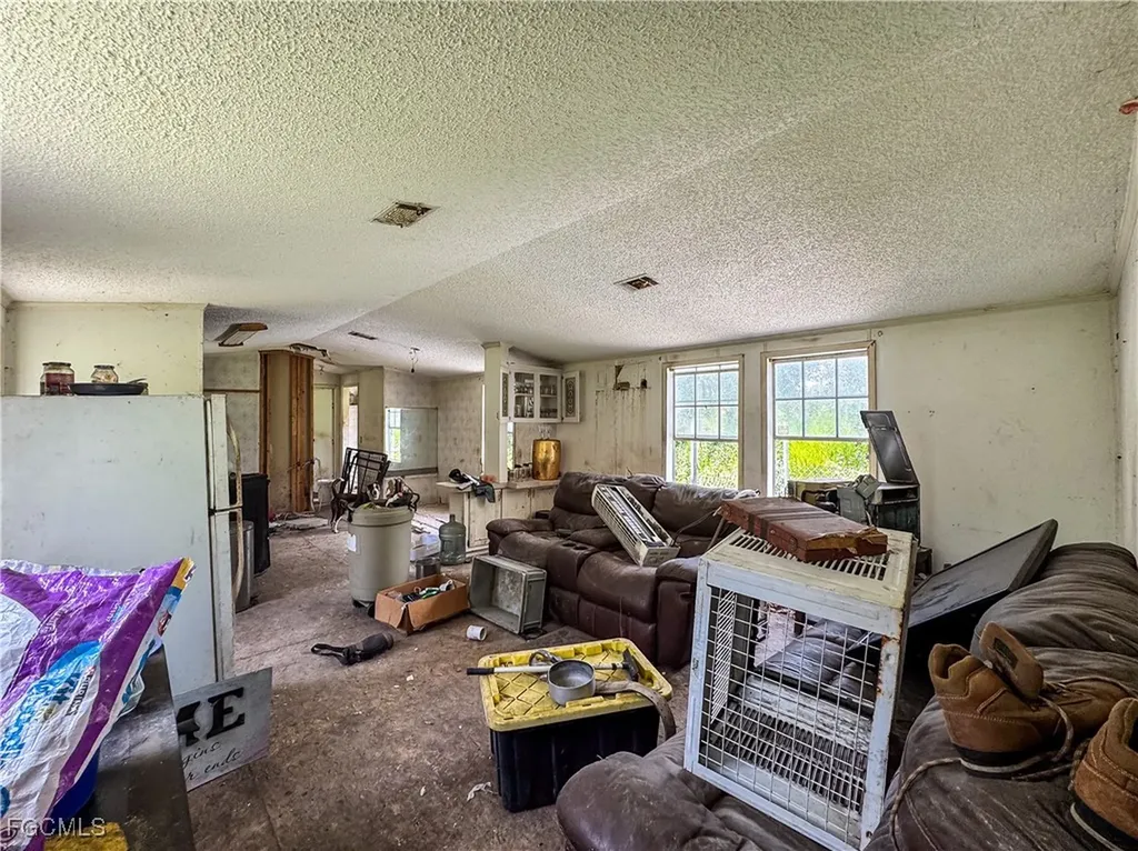 820 S Mayoral Street Clewiston FL 33440