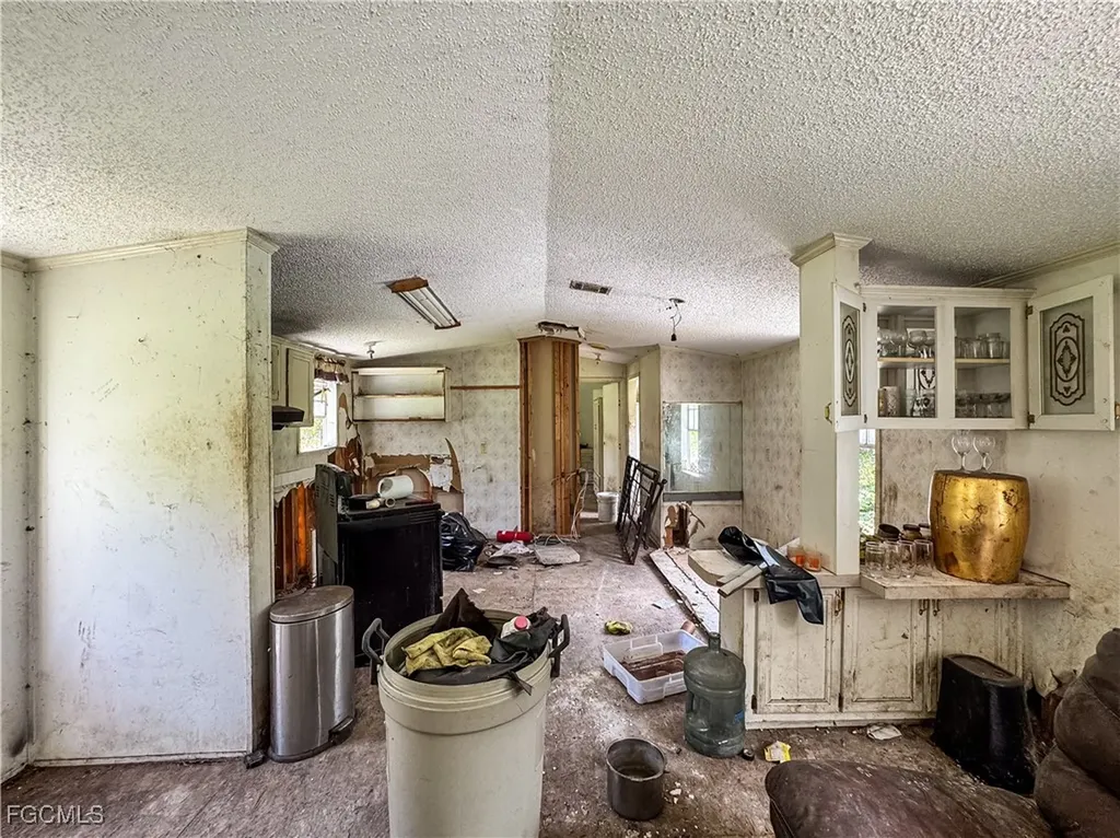 820 S Mayoral Street Clewiston FL 33440