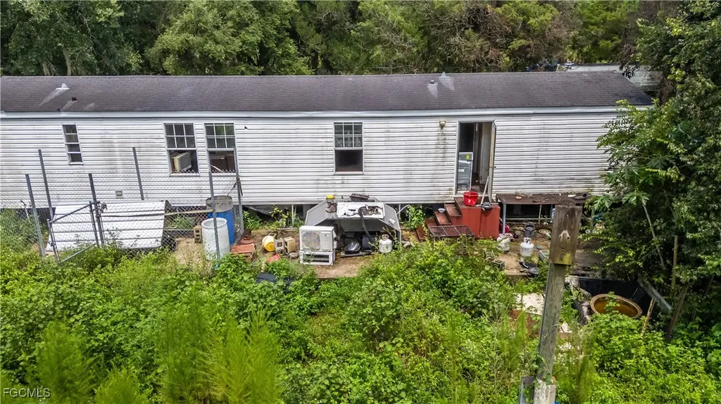 820 S Mayoral Street Clewiston FL 33440