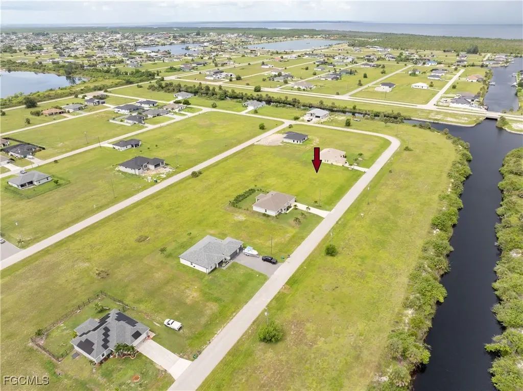 3914 NW 39th Street Cape Coral FL 33993