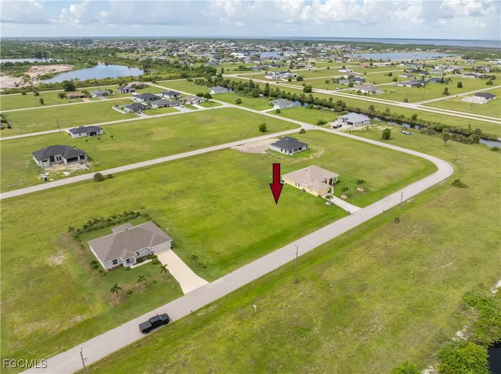 3914 NW 39th Street Cape Coral FL 33993