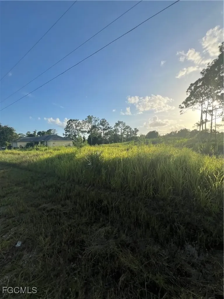 1221 Jefferson Avenue Lehigh Acres FL 33972