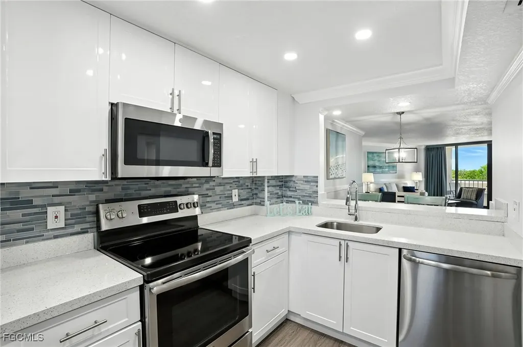 440 Seaview Court Marco Island FL 34145