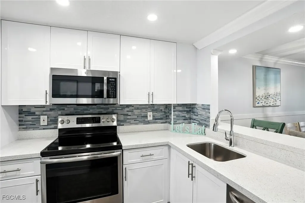 440 Seaview Court Marco Island FL 34145