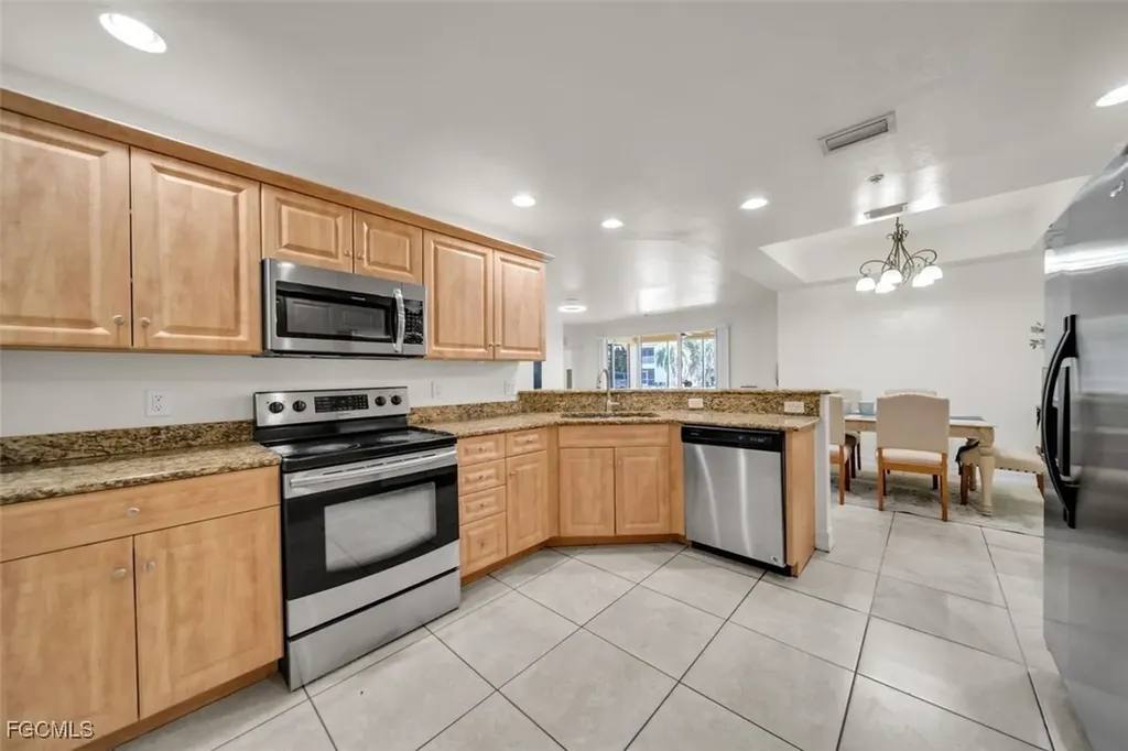 710 SW 47th Street Cape Coral FL 33914