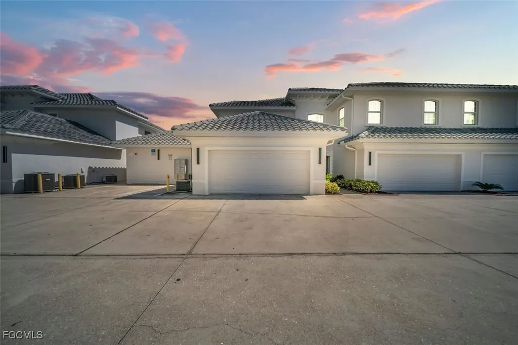 724 SW 47th Street Cape Coral FL 33914