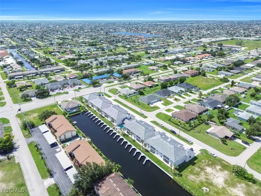 724 SW 47th Street Cape Coral FL 33914