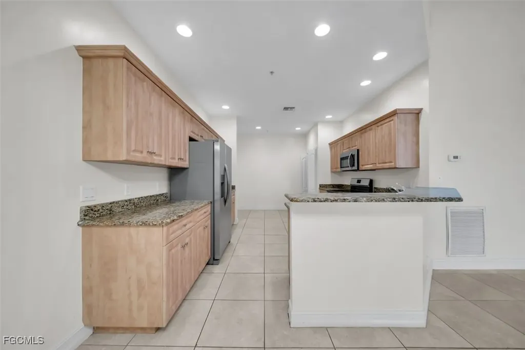 724 SW 47th Street Cape Coral FL 33914