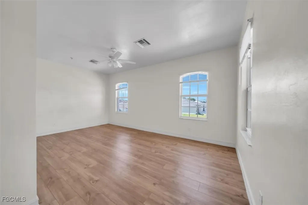 724 SW 47th Street Cape Coral FL 33914