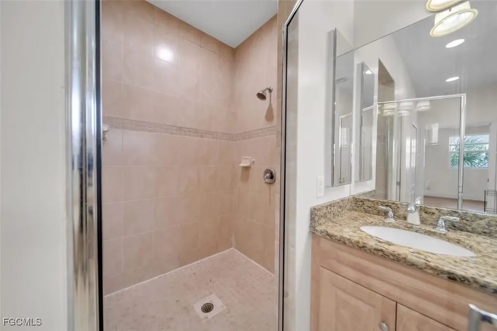 724 SW 47th Street Cape Coral FL 33914