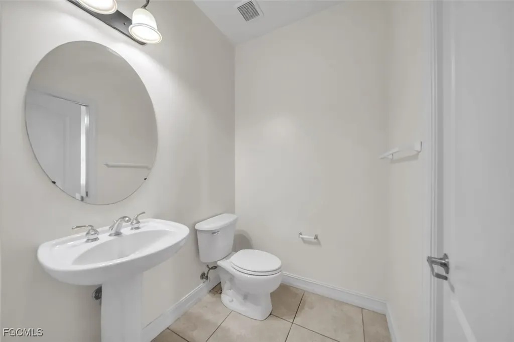 724 SW 47th Street Cape Coral FL 33914