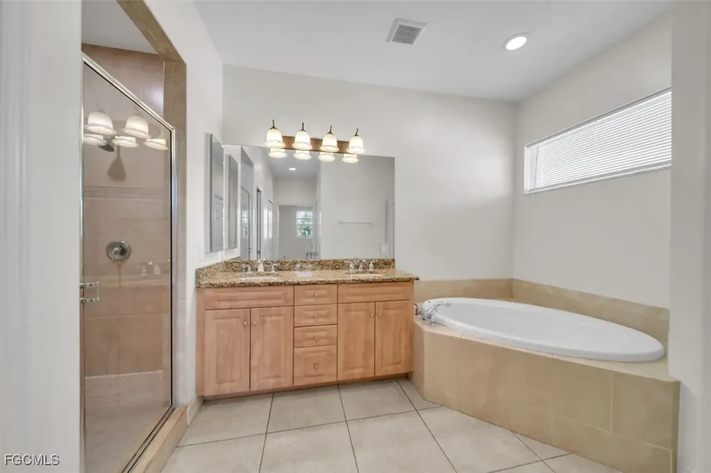 724 SW 47th Street Cape Coral FL 33914