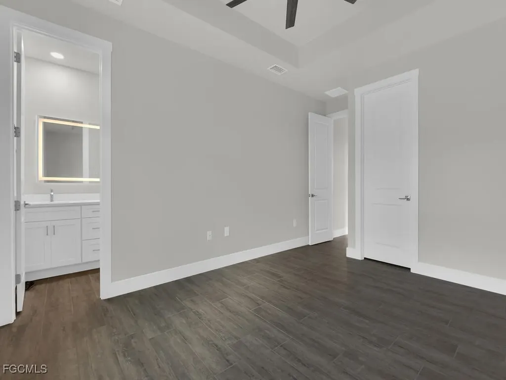 2530 NW 25th Place Cape Coral FL 33993