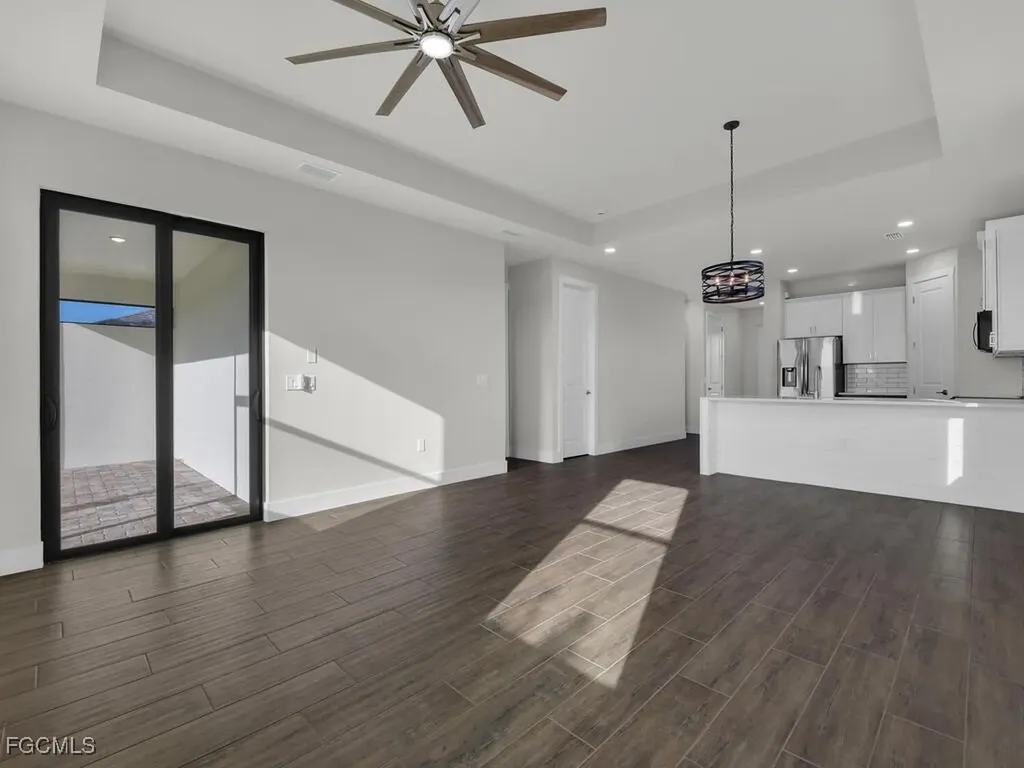 2530 NW 25th Place Cape Coral FL 33993