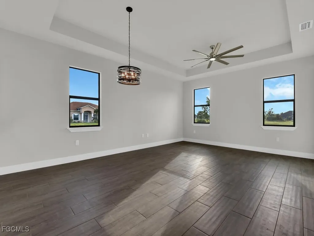 2530 NW 25th Place Cape Coral FL 33993