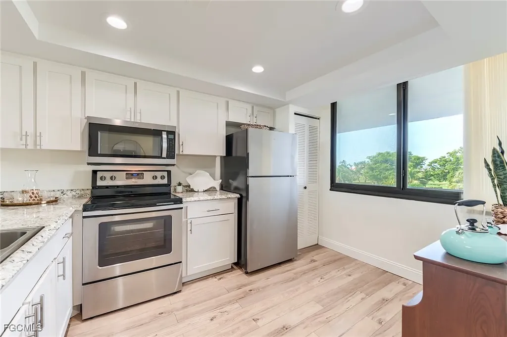 4253 Bay Beach Lane Fort Myers Beach FL 33931