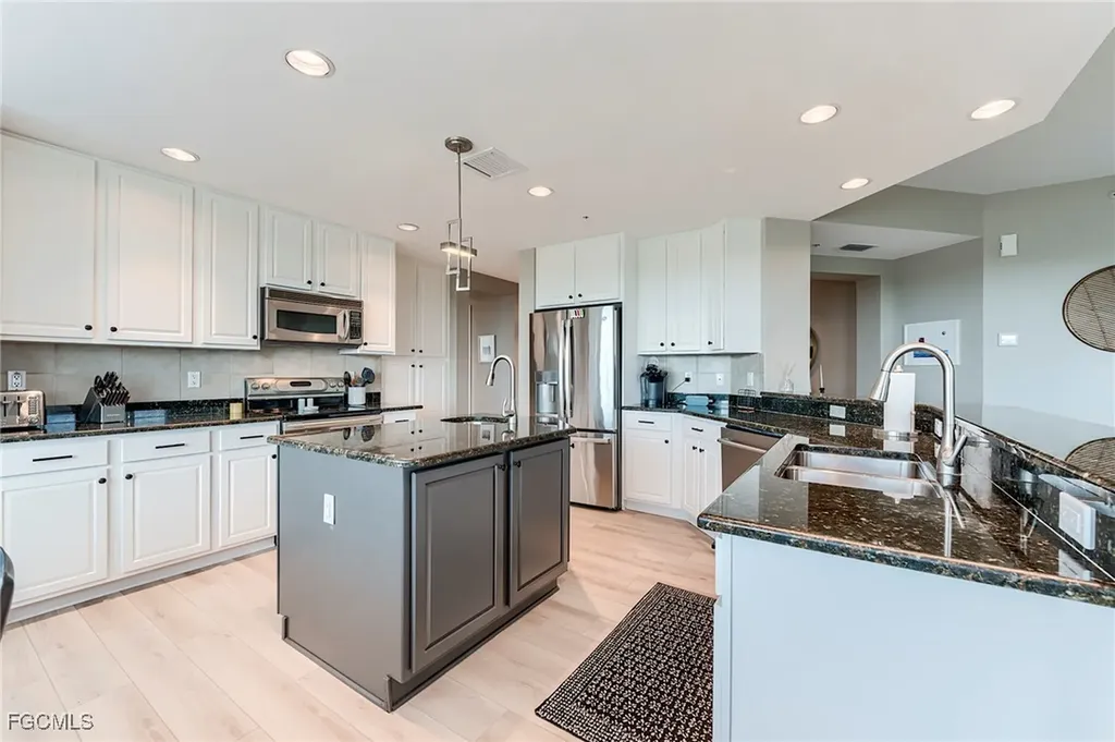22604 Island Pines Way Fort Myers Beach FL 33931