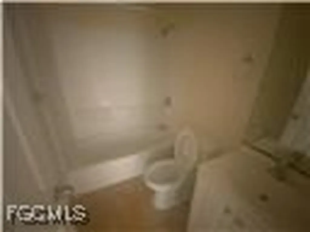 3555 Seminole Avenue Fort Myers FL 33916