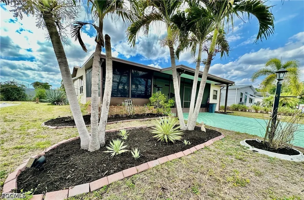 3165 Bunny Run Drive North Fort Myers FL 33917