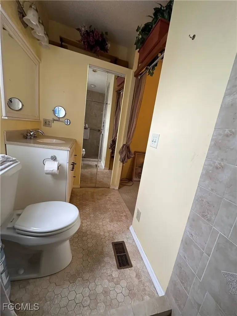 3165 Bunny Run Drive North Fort Myers FL 33917