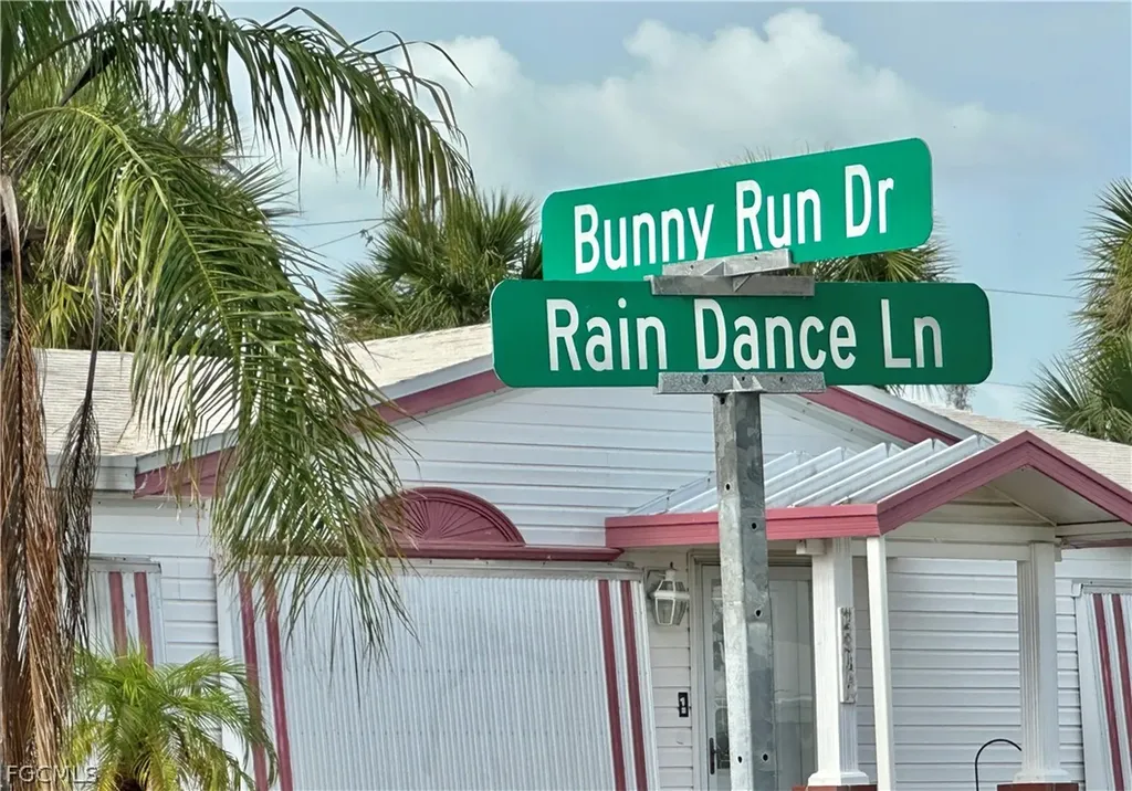 3165 Bunny Run Drive North Fort Myers FL 33917