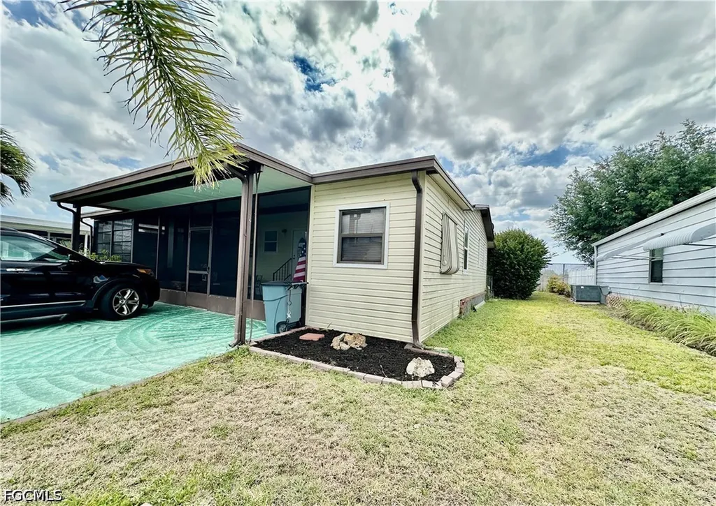 3165 Bunny Run Drive North Fort Myers FL 33917