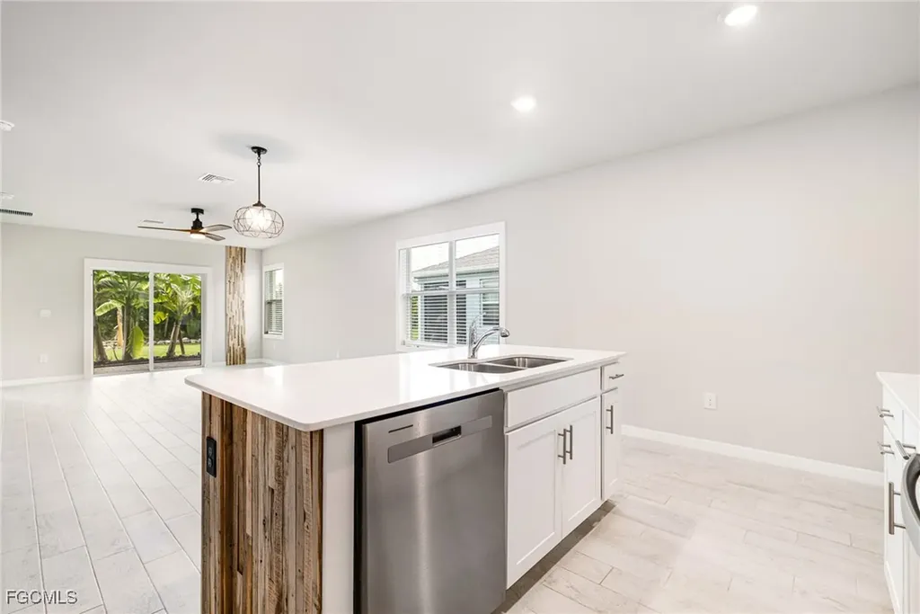 2788 Star Coral Drive North Fort Myers FL 33903