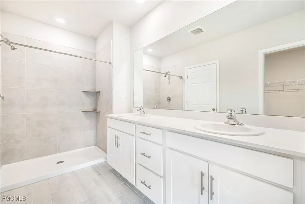 2788 Star Coral Drive North Fort Myers FL 33903