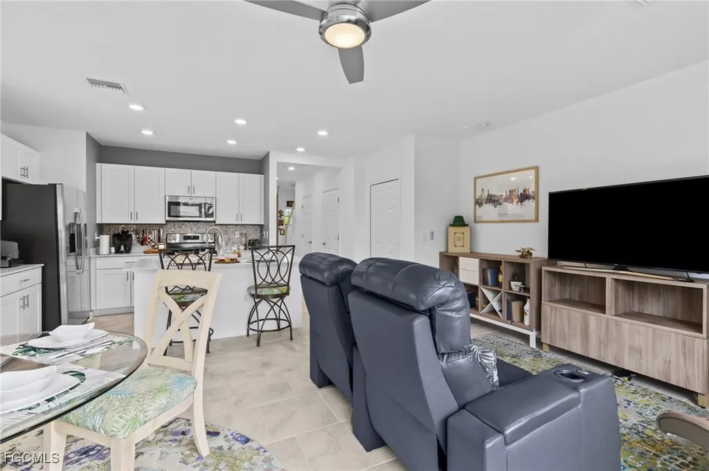 14095 Oviedo Place Fort Myers FL 33905