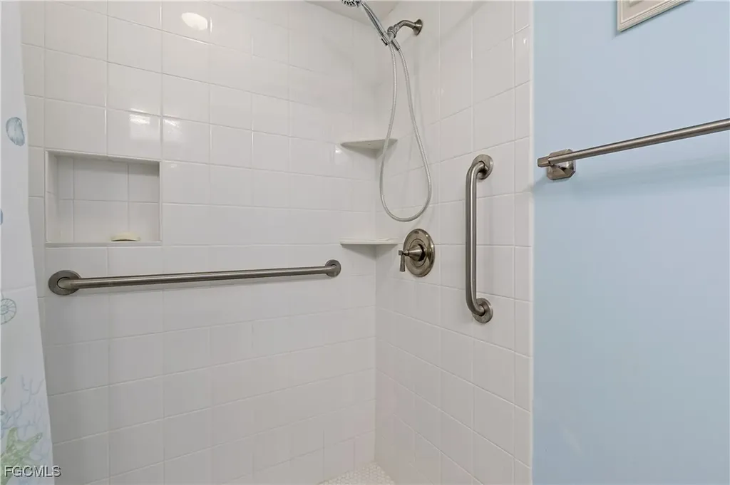 5685 Bolla Court Fort Myers FL 33919