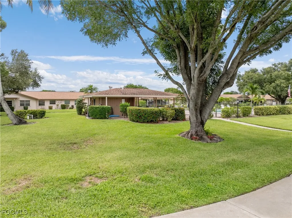 5685 Bolla Court Fort Myers FL 33919