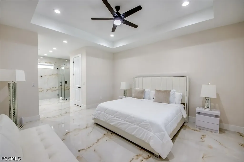 607 SW 18th Court Cape Coral FL 33991