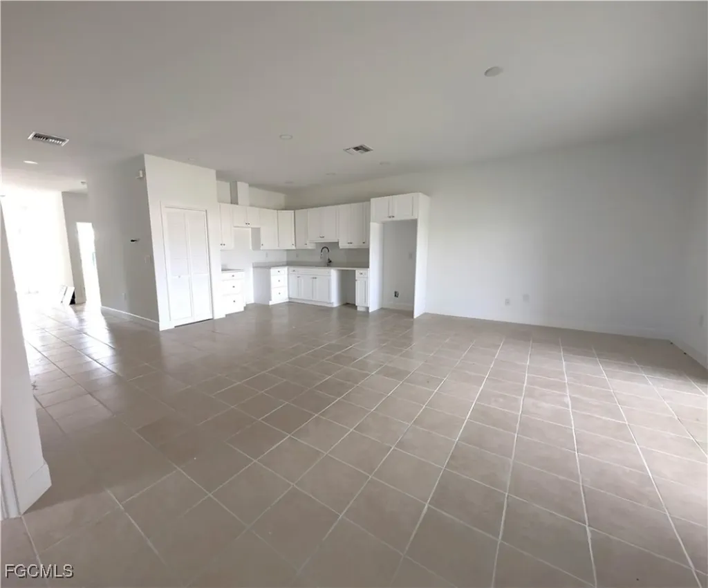 1103 Harold Avenue S Lehigh Acres FL 33973