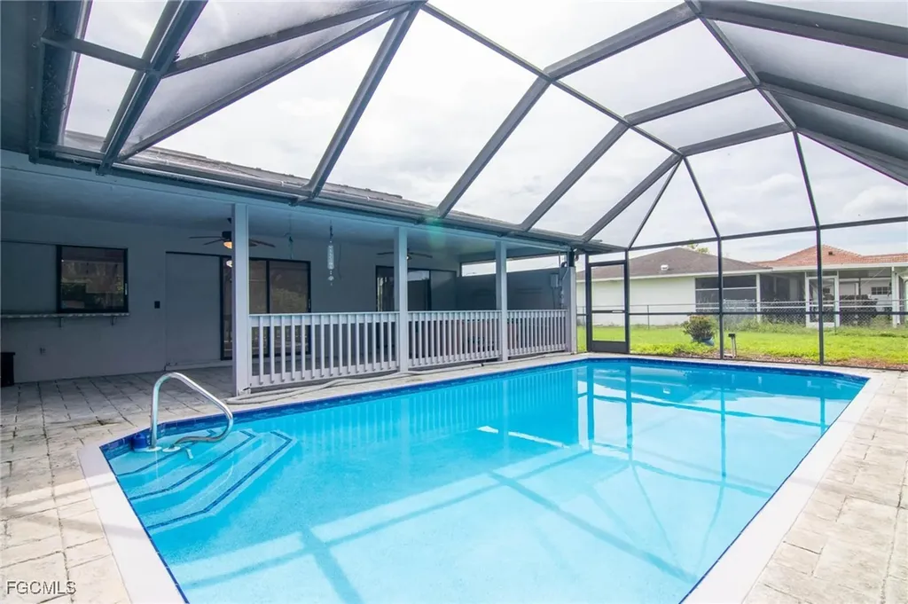 236 SE 20th Court Cape Coral FL 33990
