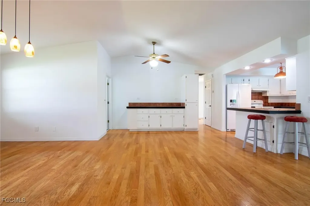 236 SE 20th Court Cape Coral FL 33990