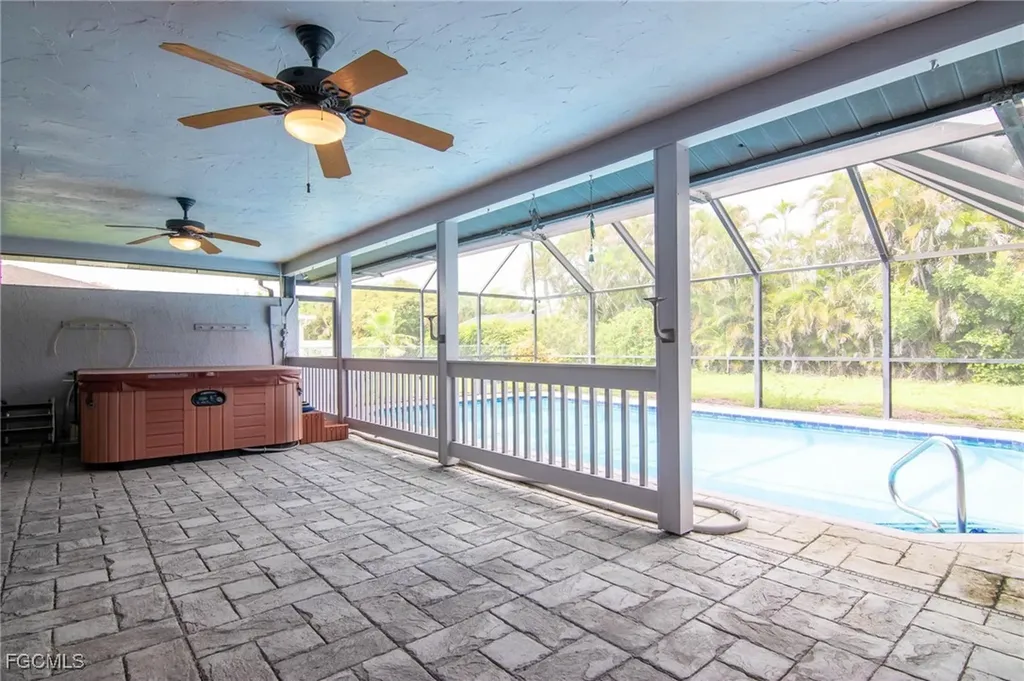 236 SE 20th Court Cape Coral FL 33990